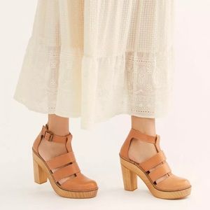 Free People Mix It Up Platform Sz 7.5 Leather